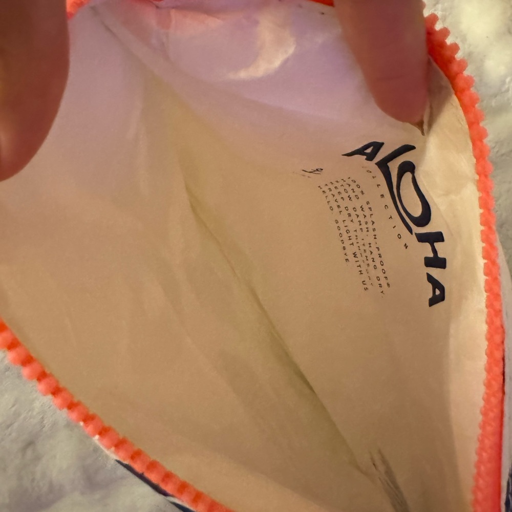 Aloha Collection Pouch - image 3